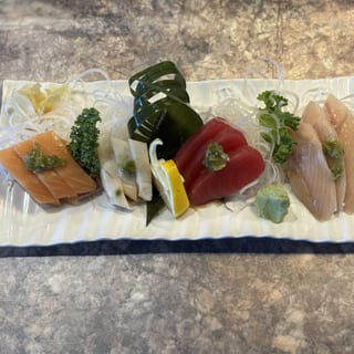 Regular Sashimi Combo (12pcs, Chef Choice 4 Different Fish)