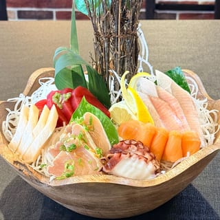 Deluxe Sashimi Combo (20pcs, Chef Choice 5 Different Fish)