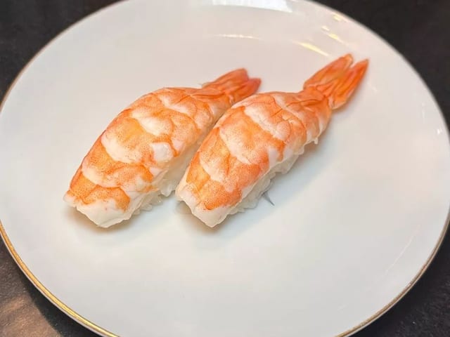 Ebi Nigiri (2pcs).
