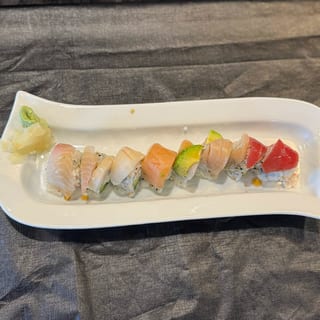 Rainbow Roll (8pcs)