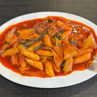 Tteokbokki (Spicy Rice Cake)