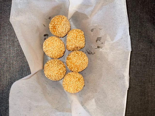 Sesame Balls (6pcs).