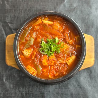 Kimchi Jjigae